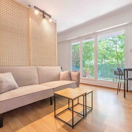Le Cocon Chic - Jardin Prive - Parking Wi-fi -rer D شقة Courcouronnes