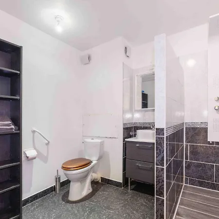 Le Cocon Chic - Jardin Prive - Parking Wi-fi -rer D Apartman *