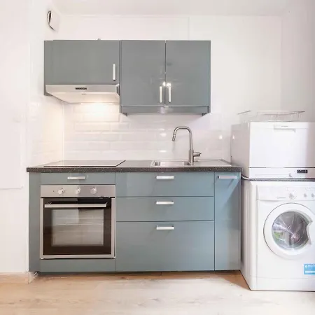 Le Cocon Chic - Jardin Prive - Parking Wi-fi -rer D Apartman Courcouronnes